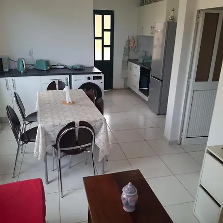Rodrigues Apartment *